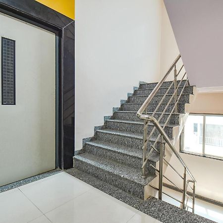 Fabhotel Skylight Studio Rooms - Nr Mcf Camp بونة المظهر الخارجي الصورة