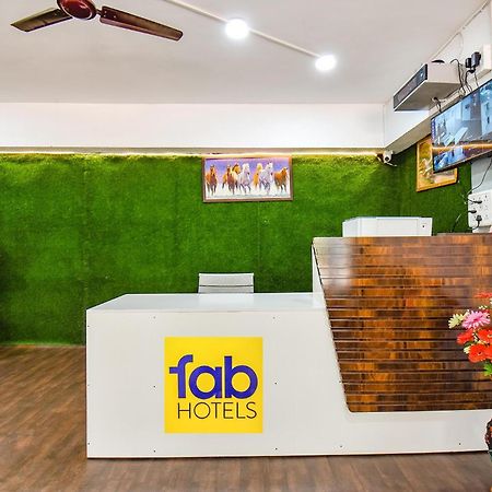 Fabhotel Skylight Studio Rooms - Nr Mcf Camp بونة المظهر الخارجي الصورة