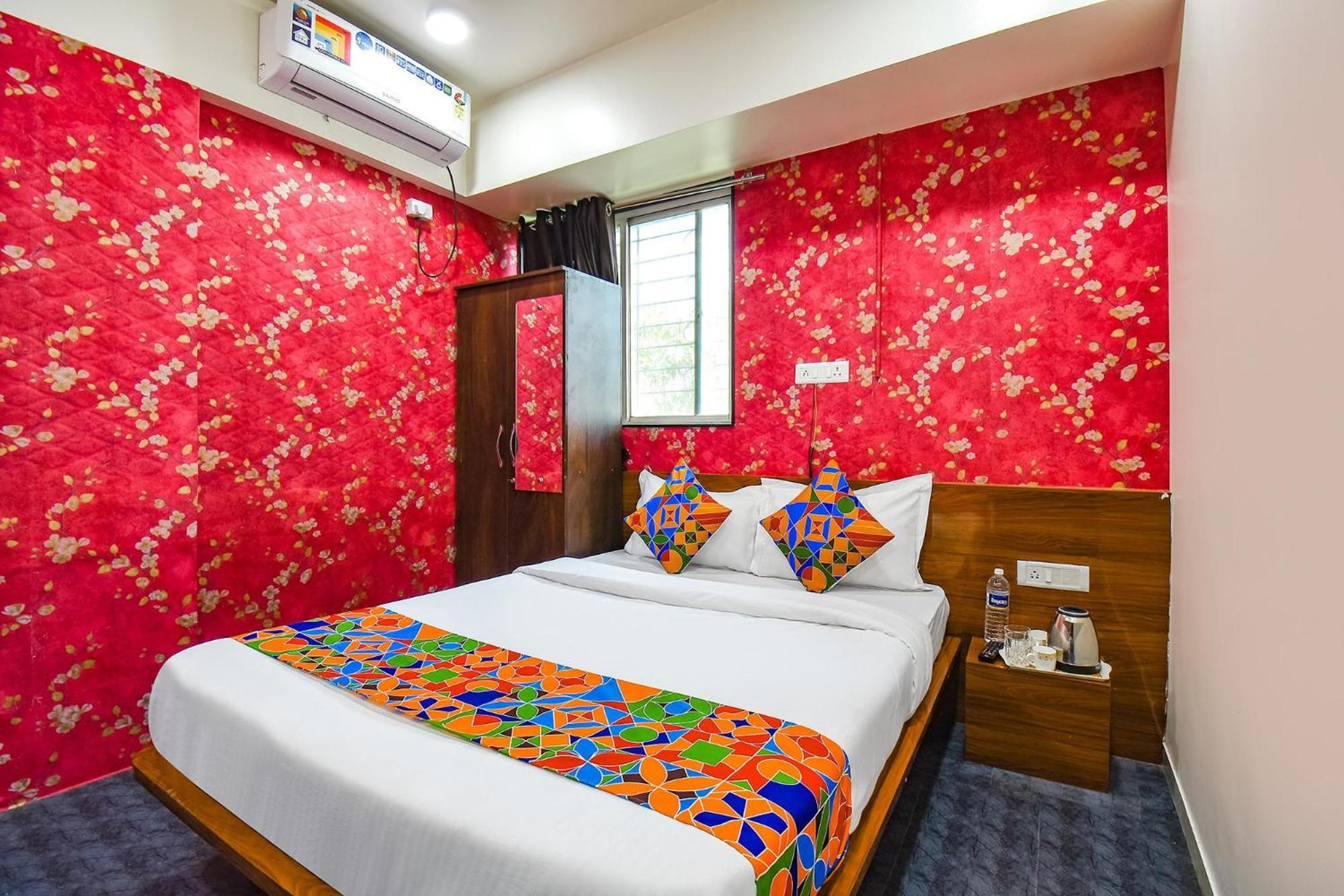 Fabhotel Skylight Studio Rooms - Nr Mcf Camp بونة المظهر الخارجي الصورة