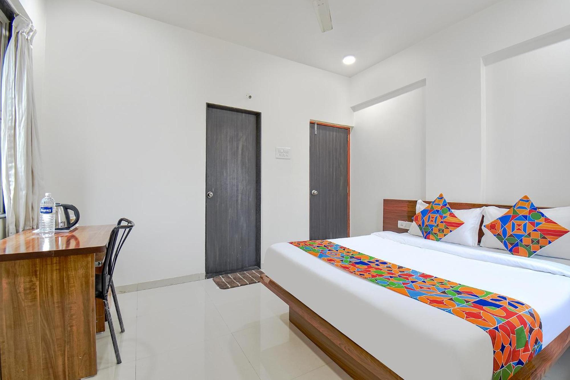Fabhotel Skylight Studio Rooms - Nr Mcf Camp بونة المظهر الخارجي الصورة