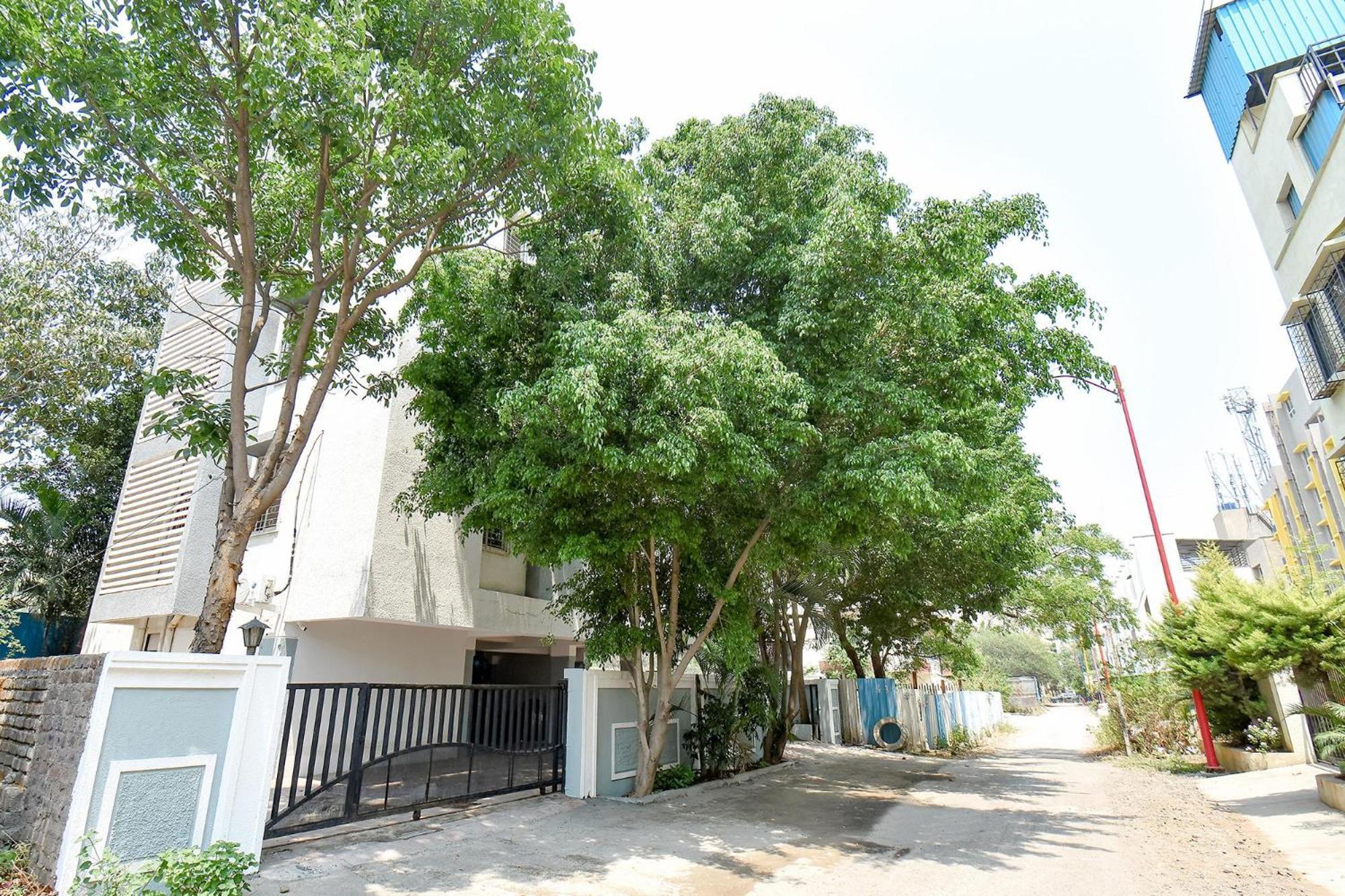 Fabhotel Skylight Studio Rooms - Nr Mcf Camp بونة المظهر الخارجي الصورة